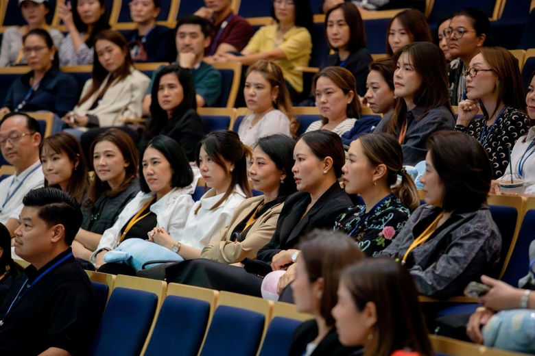 Brighton College Bangkok Hosts Expert Seminar with Dr. Trynh Phoraksa on Supporting Children Through Modern Challenges