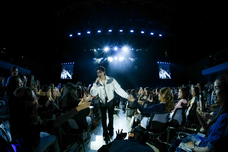 OCEAN LIFE ไทยสมุทร ฉลอง 77 ปี จัดคอนเสิร์ต OCEAN LIFE Presents NONTIVERSE OF LOVE เสิร์ฟความฟินให้นนท์แฟมและลูกค้า