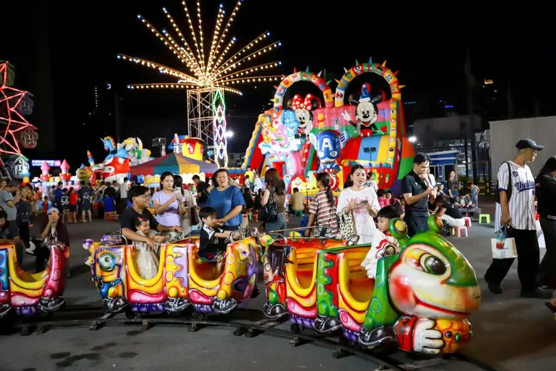 บรรทัดทองคัมแบค! จุฬาฯจับมือผู้เช่าจัดเทศกาลถนนคนเดินต่อเนื่องยาวถึงสงกรานต์