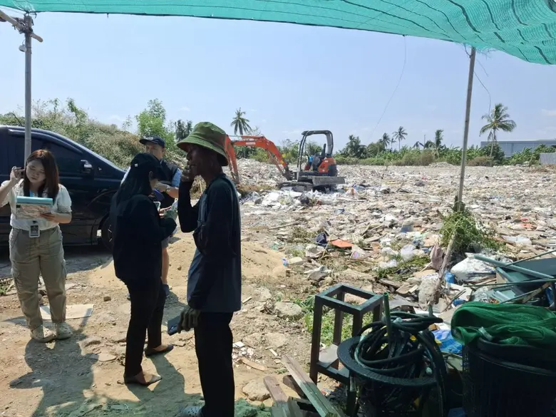 เขตบางขุนเทียนตรวจสอบการแปลงสภาพที่ดินเป็นที่ทิ้งขยะ หากพบการกระทำผิดดำเนินการตามกฎหมายทันที